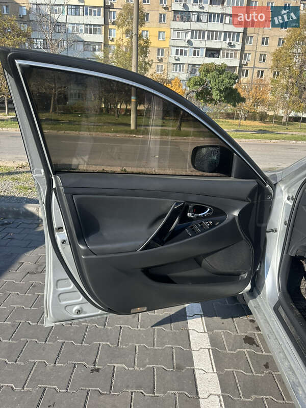 Седан Toyota Camry 2007 в Каменском фото 5 Седан Toyota Camry 2007 в Каменском