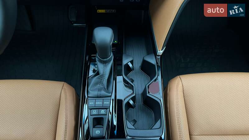 Седан Toyota Camry 2025 в Харькове фото 25 Седан Toyota Camry 2025 в Харькове