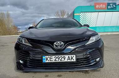 Седан Toyota Camry 2020 в Павлограде
