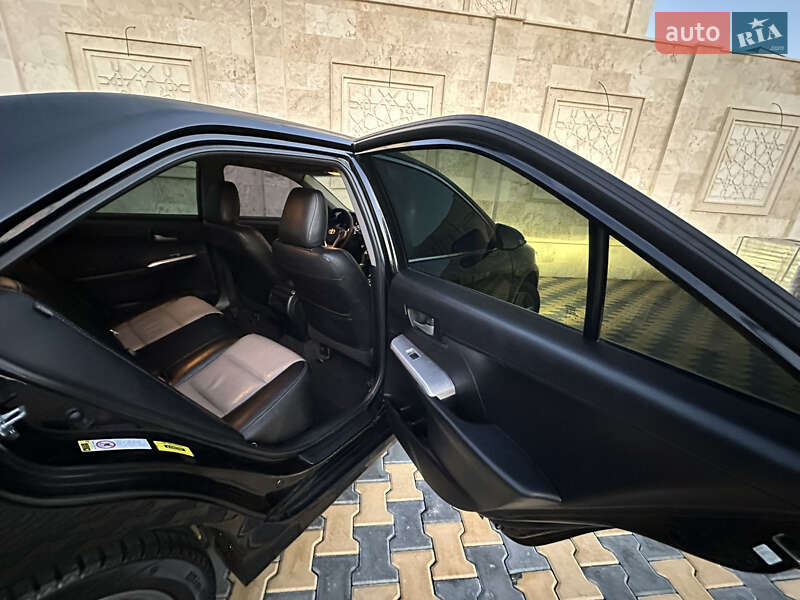 Седан Toyota Camry 2012 в Одесі