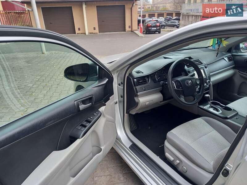Седан Toyota Camry 2013 в Хмельницком фото 10 Седан Toyota Camry 2013 в Хмельницком