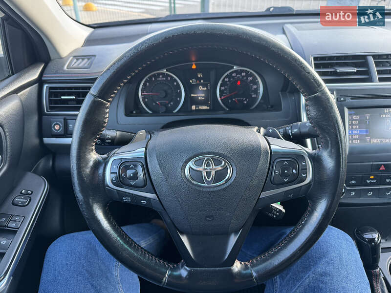 Седан Toyota Camry 2016 в Киеве фото 19 Седан Toyota Camry 2016 в Киеве