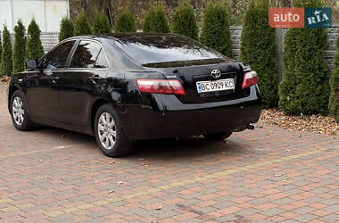 Седан Toyota Camry 2007 в Жовкві