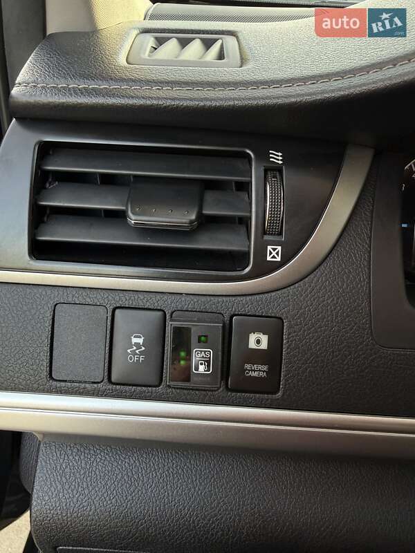 Седан Toyota Camry 2013 в Харькове