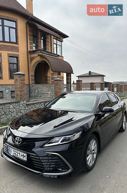Седан Toyota Camry 2021 в Полтаве