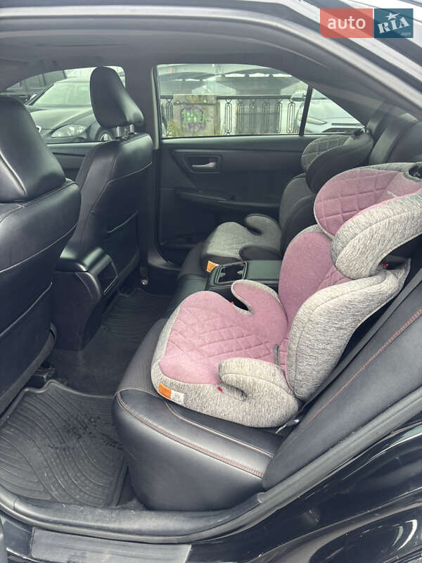 Седан Toyota Camry 2016 в Киеве фото 12 Седан Toyota Camry 2016 в Киеве