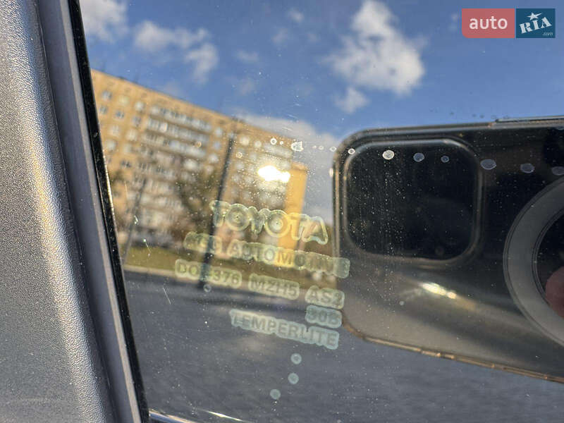 Седан Toyota Camry 2014 в Днепре фото 27 Седан Toyota Camry 2014 в Днепре