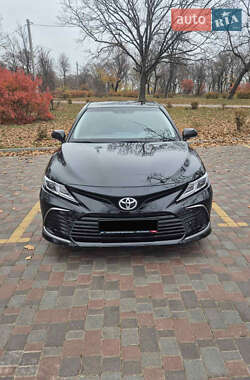 Седан Toyota Camry 2021 в Кропивницком