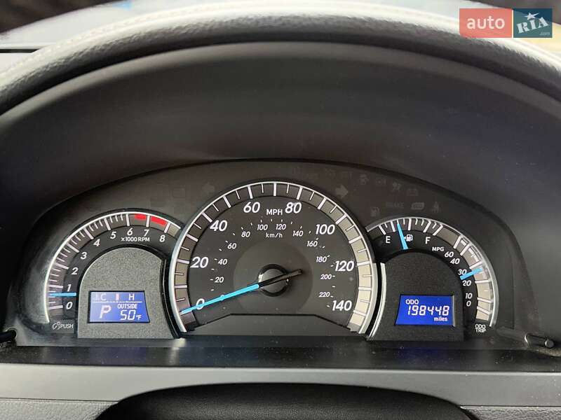Седан Toyota Camry 2012 в Киеве фото 26 Седан Toyota Camry 2012 в Киеве