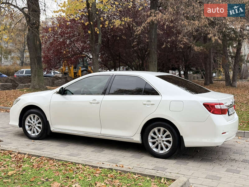 Седан Toyota Camry 2012 в Днепре фото 10 Седан Toyota Camry 2012 в Днепре