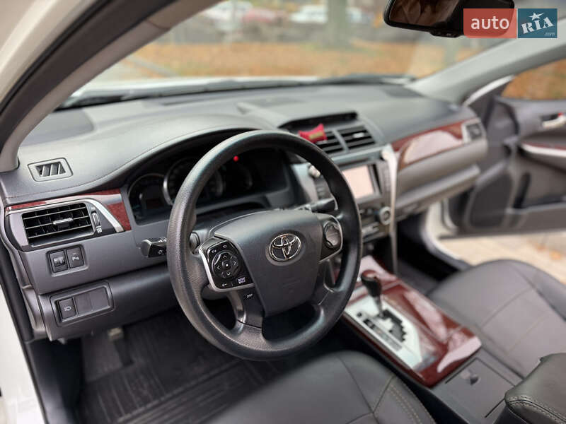 Седан Toyota Camry 2012 в Днепре фото 25 Седан Toyota Camry 2012 в Днепре