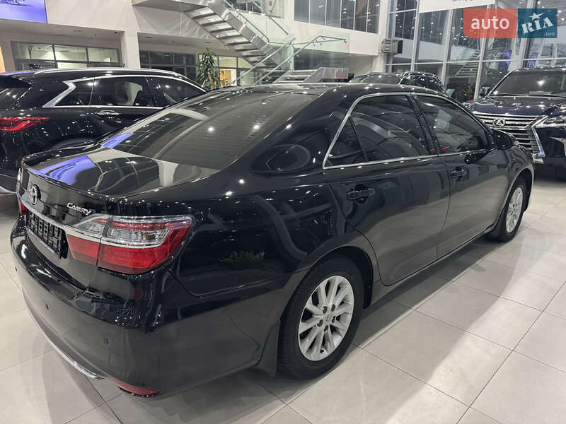 Седан Toyota Camry 2015 в Чернигове фото 3 Седан Toyota Camry 2015 в Чернигове