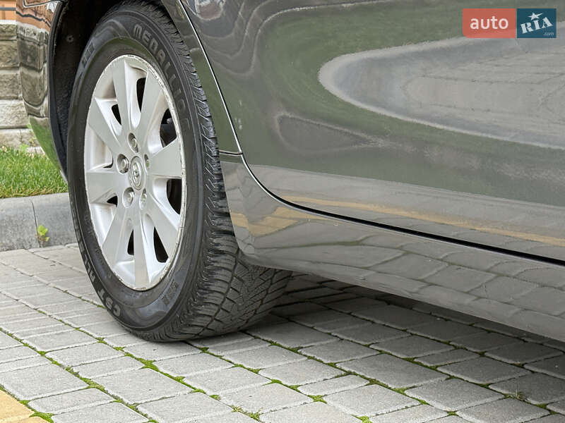 Седан Toyota Camry 2009 в Одессе