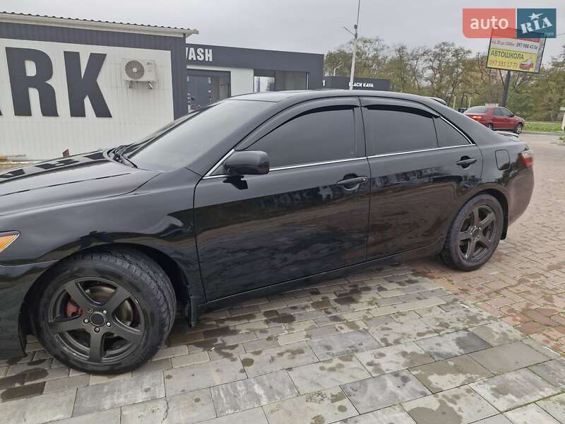 Седан Toyota Camry 2006 в Броварах