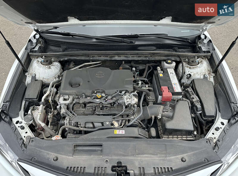 Седан Toyota Camry 2023 в Киеве фото 24 Седан Toyota Camry 2023 в Киеве