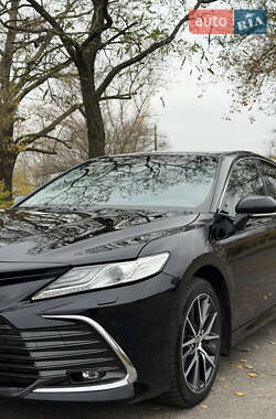 Седан Toyota Camry 2022 в Кременчуці