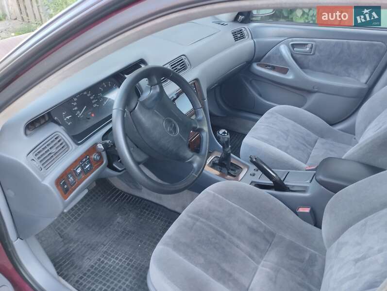 Седан Toyota Camry 1997 в Полтаві фото 2 Седан Toyota Camry 1997 в Полтаві