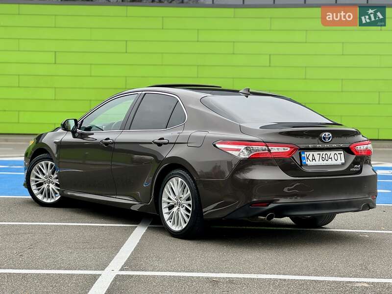Седан Toyota Camry 2019 в Києві фото 23 Седан Toyota Camry 2019 в Києві