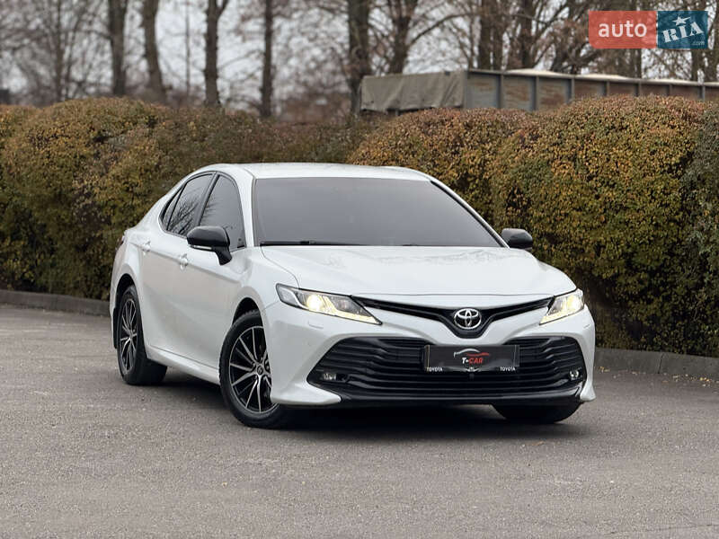 Седан Toyota Camry 2018 в Тернополе фото 6 Седан Toyota Camry 2018 в Тернополе