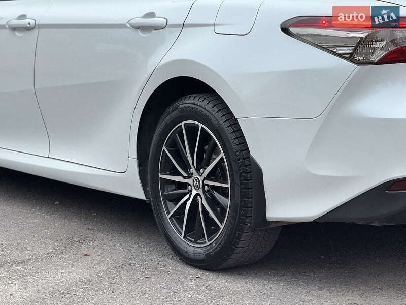 Седан Toyota Camry 2018 в Тернополе фото 24 Седан Toyota Camry 2018 в Тернополе