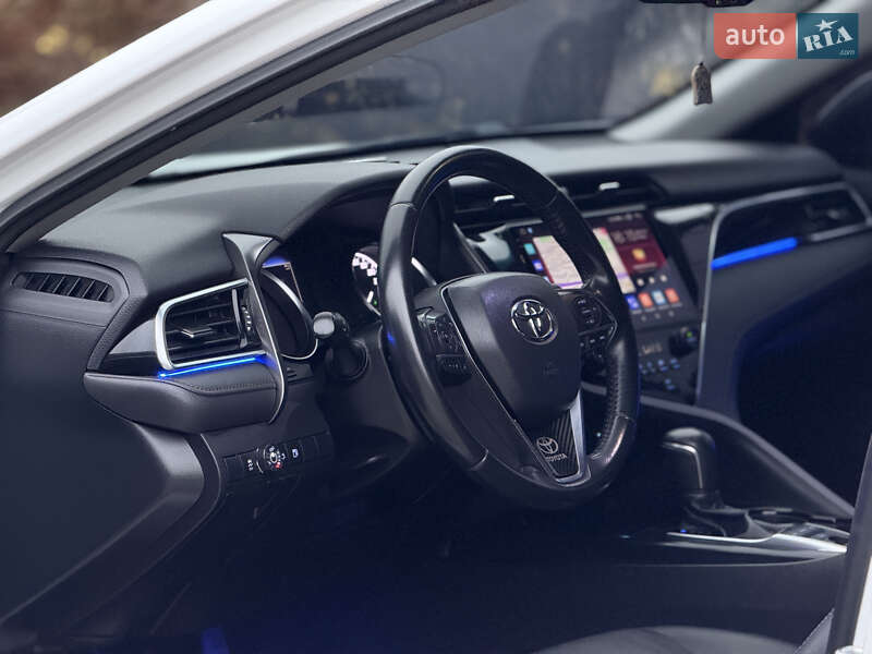Седан Toyota Camry 2018 в Тернополе фото 55 Седан Toyota Camry 2018 в Тернополе
