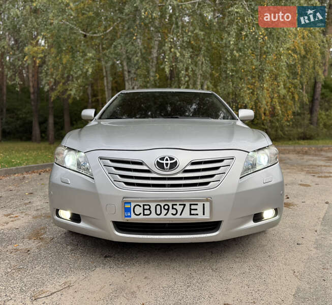 Седан Toyota Camry 2008 в Киеве
