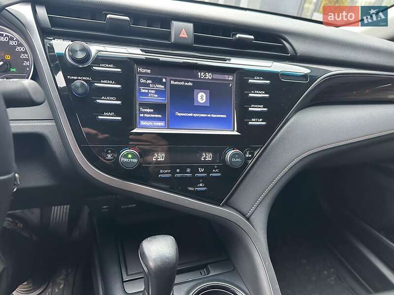 Седан Toyota Camry 2020 в Луцьку