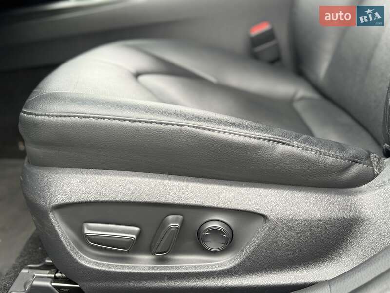 Седан Toyota Camry 2022 в Києві фото 33 Седан Toyota Camry 2022 в Києві