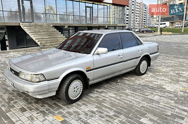 Седан Toyota Camry 1988 в Тернополі