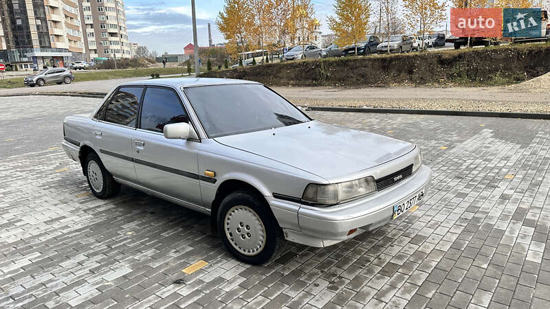 Седан Toyota Camry 1988 в Тернополе фото 4 Седан Toyota Camry 1988 в Тернополе