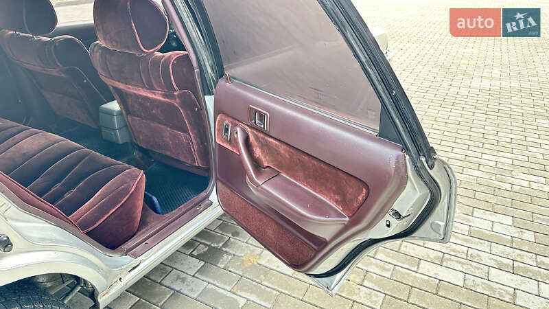 Седан Toyota Camry 1988 в Тернополе фото 21 Седан Toyota Camry 1988 в Тернополе