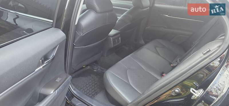 Седан Toyota Camry 2022 в Киеве фото 3 Седан Toyota Camry 2022 в Киеве