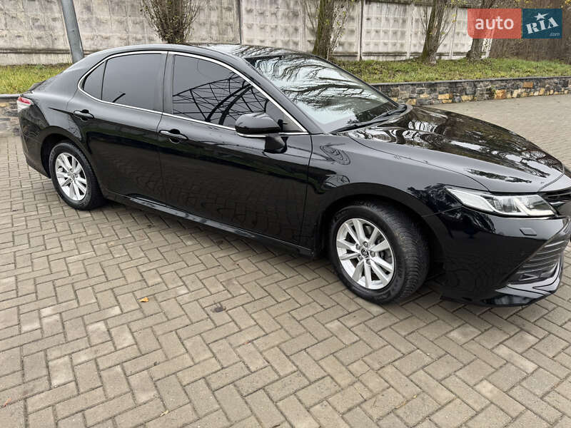 Седан Toyota Camry 2018 в Житомире фото 3 Седан Toyota Camry 2018 в Житомире