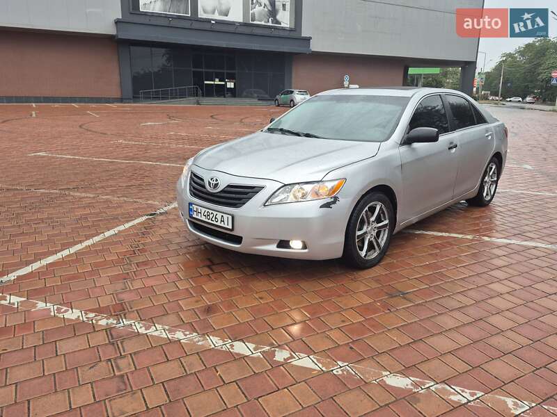 Седан Toyota Camry 2006 в Одессе