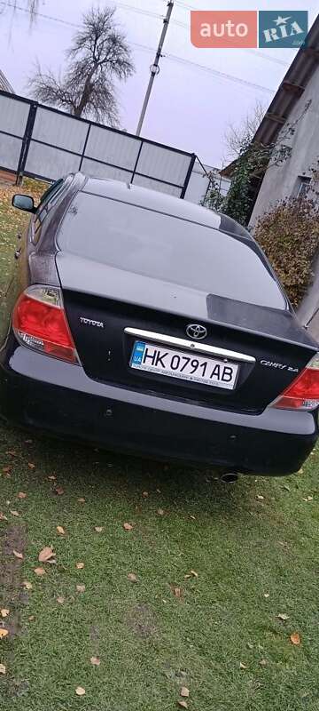 Седан Toyota Camry 2005 в Дубно