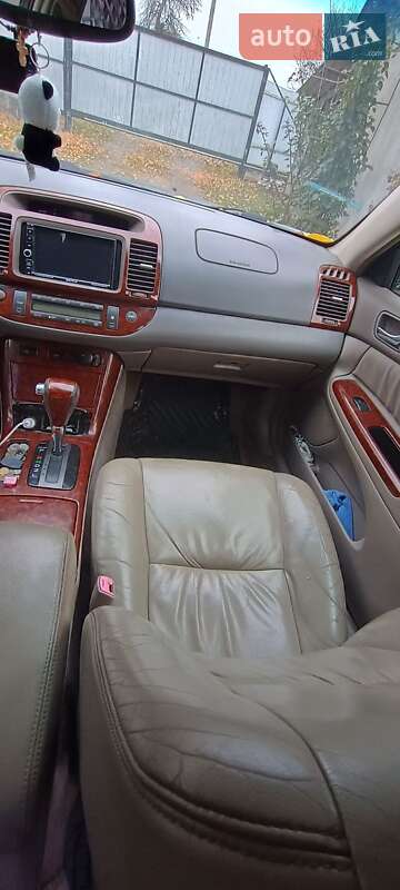 Седан Toyota Camry 2005 в Дубно