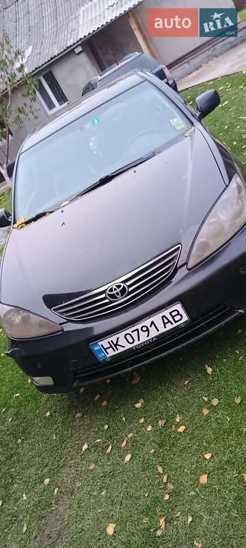 Седан Toyota Camry 2005 в Дубно