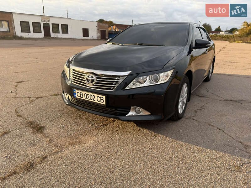 Седан Toyota Camry 2011 в Киеве