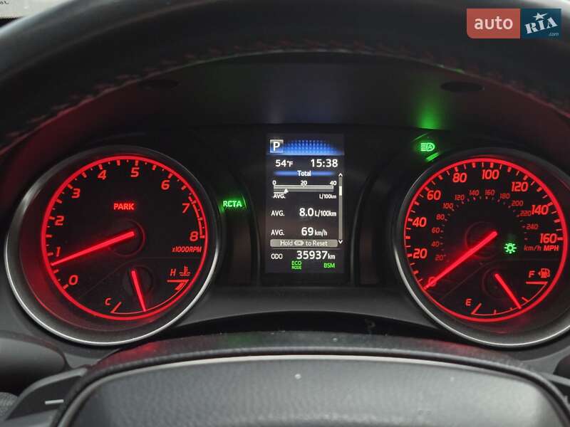 Седан Toyota Camry 2021 в Киеве