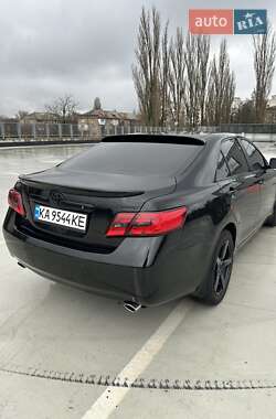 Седан Toyota Camry 2008 в Киеве
