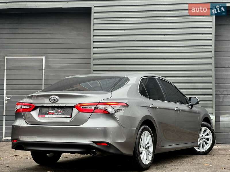 Седан Toyota Camry 2022 в Киеве фото 9 Седан Toyota Camry 2022 в Киеве