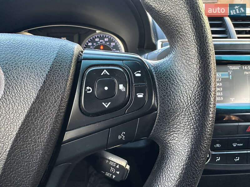 Седан Toyota Camry 2014 в Киеве