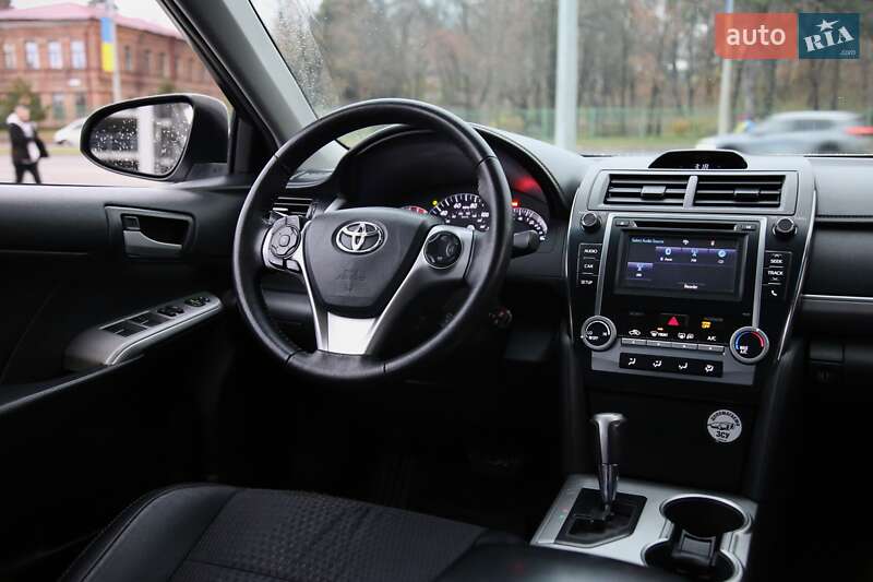 Седан Toyota Camry 2014 в Харькове фото 11 Седан Toyota Camry 2014 в Харькове