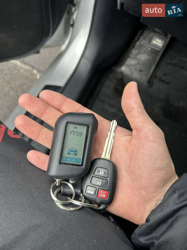 Седан Toyota Camry 2014 в Броварах