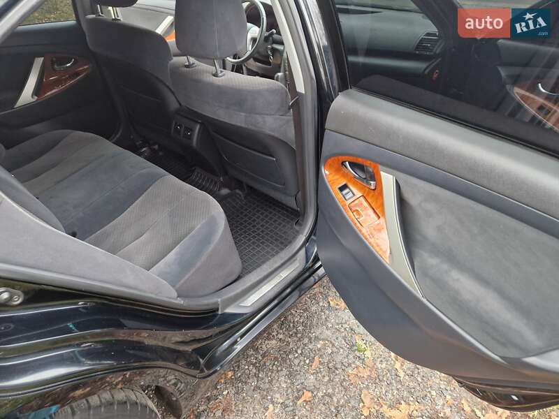Седан Toyota Camry 2008 в Харькове