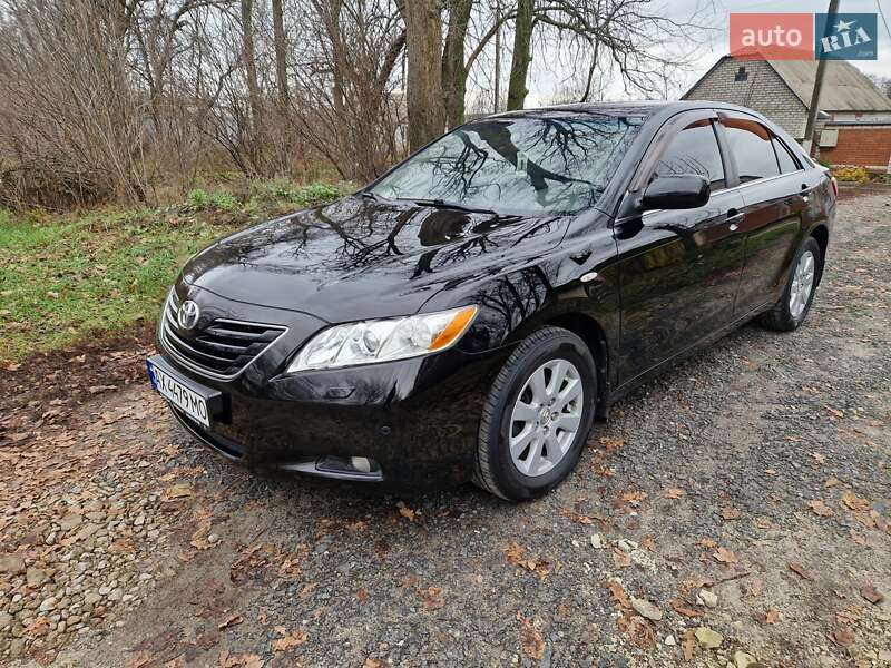 Седан Toyota Camry 2008 в Харькове
