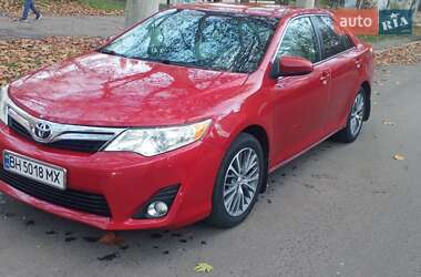 Седан Toyota Camry 2013 в Одессе