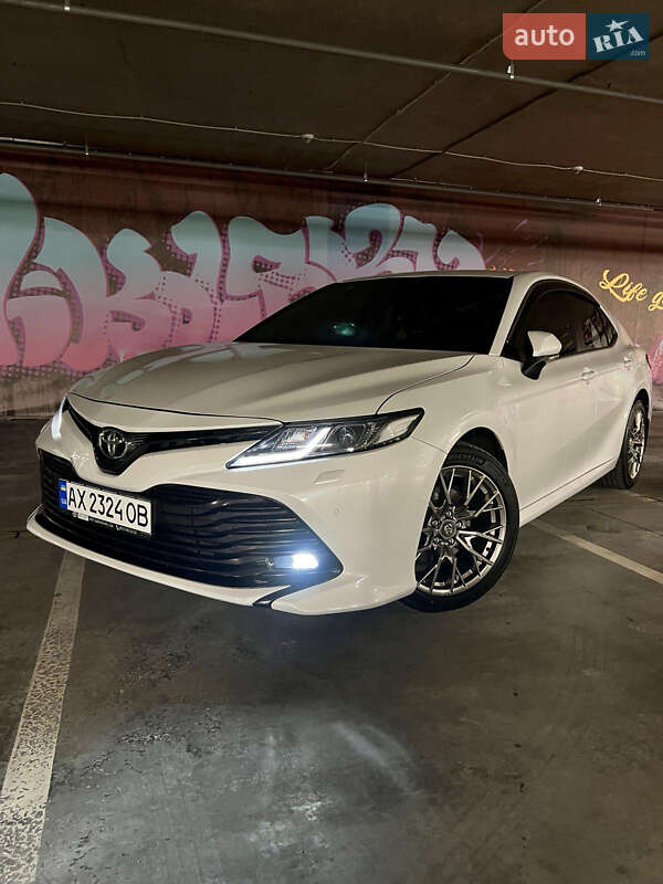 Седан Toyota Camry 2018 в Полтаве фото 6 Седан Toyota Camry 2018 в Полтаве