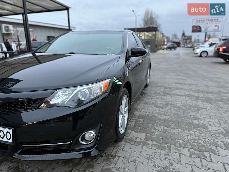 Седан Toyota Camry 2012 в Киеве фото 7 Седан Toyota Camry 2012 в Киеве