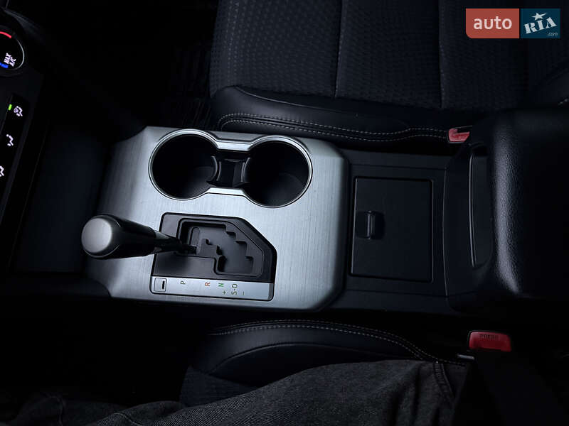 Седан Toyota Camry 2012 в Киеве фото 19 Седан Toyota Camry 2012 в Киеве